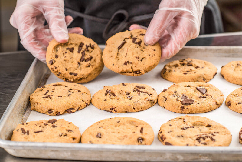 Legends Haul Chocolate Chunk Cookie Dough 8x50G